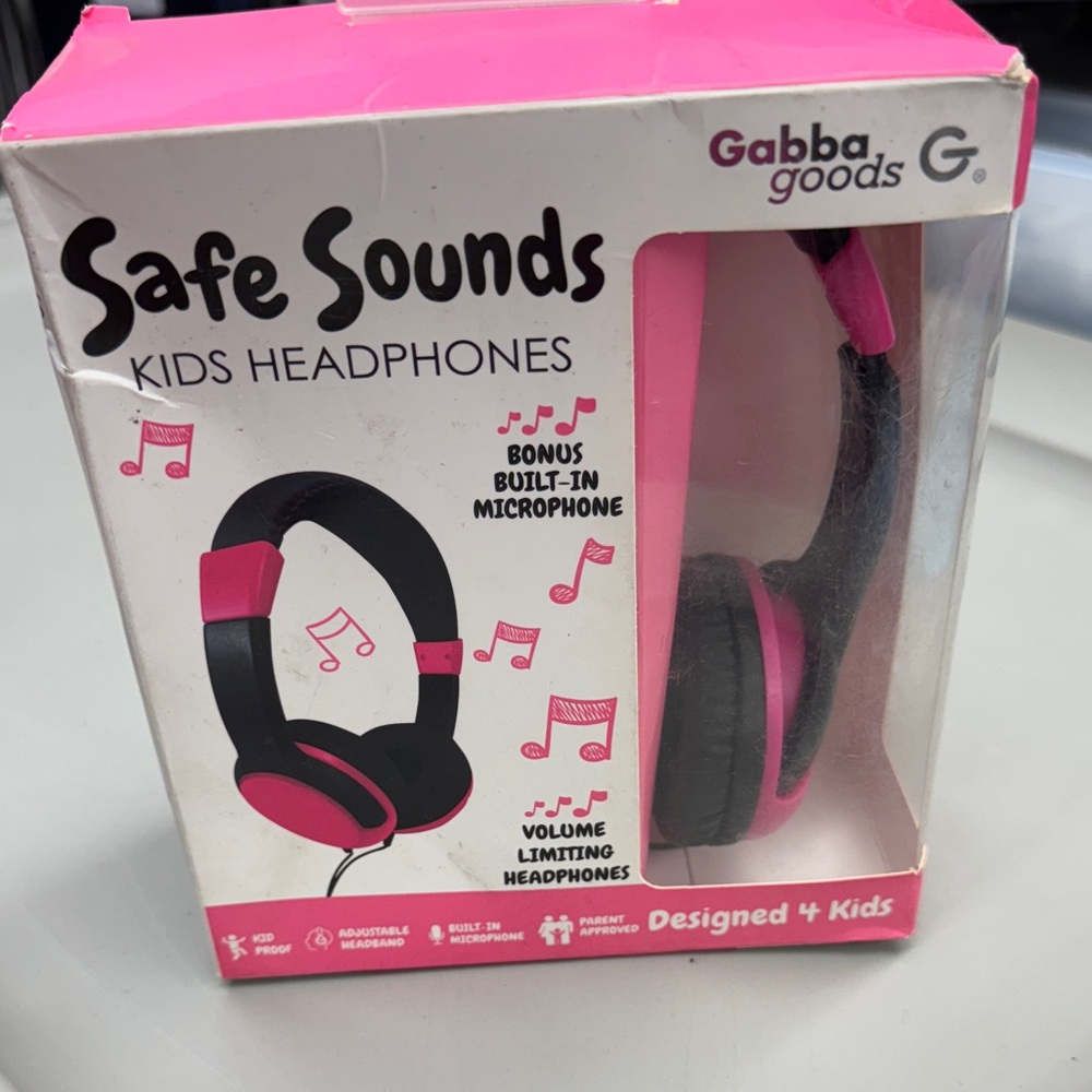 Gabba Goods Kids Headphones - Pink and Black